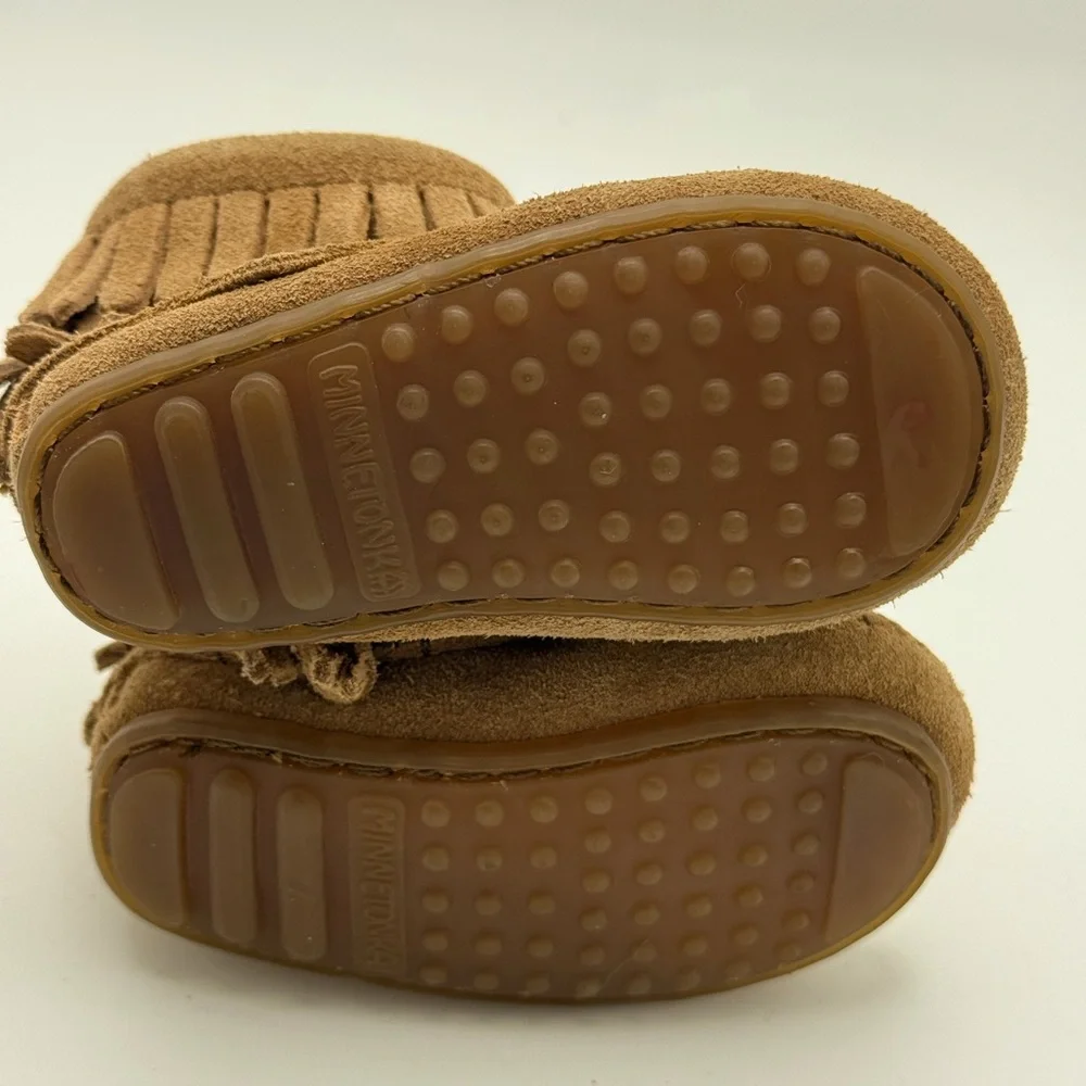 Minnetonka Baby Fringe Moccasins Infant Size 2